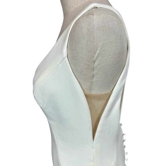 Essense of Australia D2473 Plunging Illusion Tulle Mermaid Train Wedding Dress - Picture 9 of 16